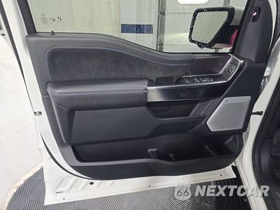 2025 Ford F-150 Platinum Crew Cab Medium Bed - zdjęcie 9 z 22 - miniatura