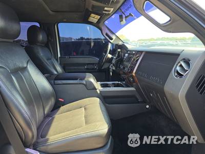 2012 Ford Super Duty F-250 Lariat Crew Cab Medium Bed - zdjęcie 8 z 38 - miniatura
