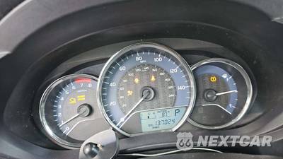 2014 Toyota Corolla LE Plus - zdjęcie 35 z 38 - miniatura