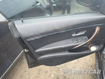 2015 BMW 3 Series Gran Turismo 328i xDrive Hatchback - zdjęcie 9 z 38 - miniatura
