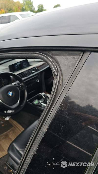 2015 BMW 3 Series Gran Turismo 328i xDrive Hatchback - zdjęcie 35 z 38 - miniatura