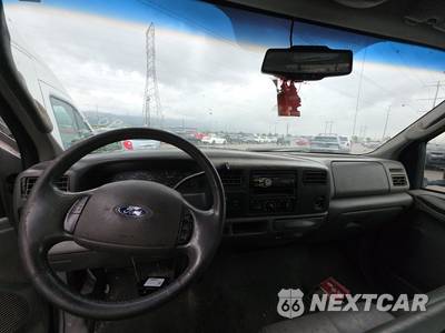 2004 Ford Super Duty F-250 Lariat Crew Cab Long Bed - zdjęcie 11 z 48 - miniatura