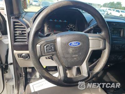 2017 Ford F-150 XL Extended Cab Medium Bed w/Rear Doors - zdjęcie 10 z 18 - miniatura