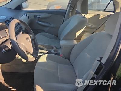 2010 Toyota Corolla LE - zdjęcie 13 z 21 - miniatura