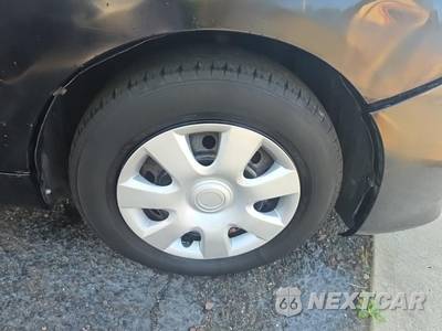 2010 Toyota Corolla LE - zdjęcie 9 z 21 - miniatura