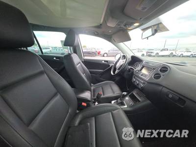 2014 Volkswagen Tiguan SEL - zdjęcie 8 z 33 - miniatura