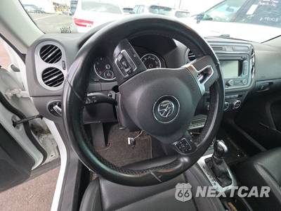 2014 Volkswagen Tiguan SEL - zdjęcie 10 z 33 - miniatura