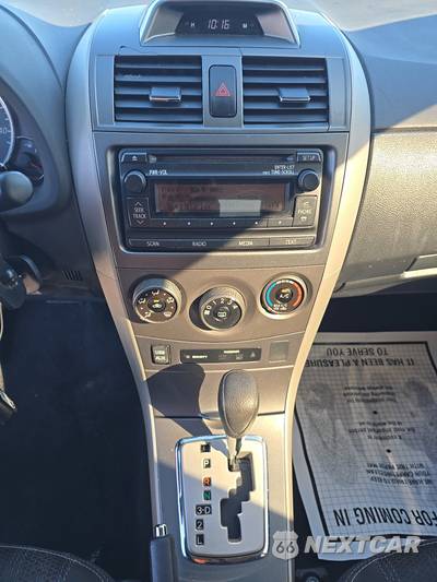 2012 Toyota Corolla S - zdjęcie 11 z 46 - miniatura