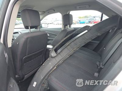 2015 Chevrolet Equinox LS 1LS - zdjęcie 13 z 39 - miniatura