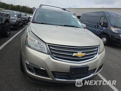 2017 Chevrolet Traverse LT 1LT - zdjęcie 2 z 32 - miniatura