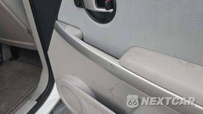 2005 Chevrolet Equinox LT - zdjęcie 36 z 44 - miniatura