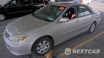 2004 Toyota Camry - zdjęcie 1 z 35 - miniatura
